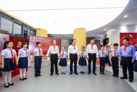 市教委召开全市中小学幼儿园安全工作会议